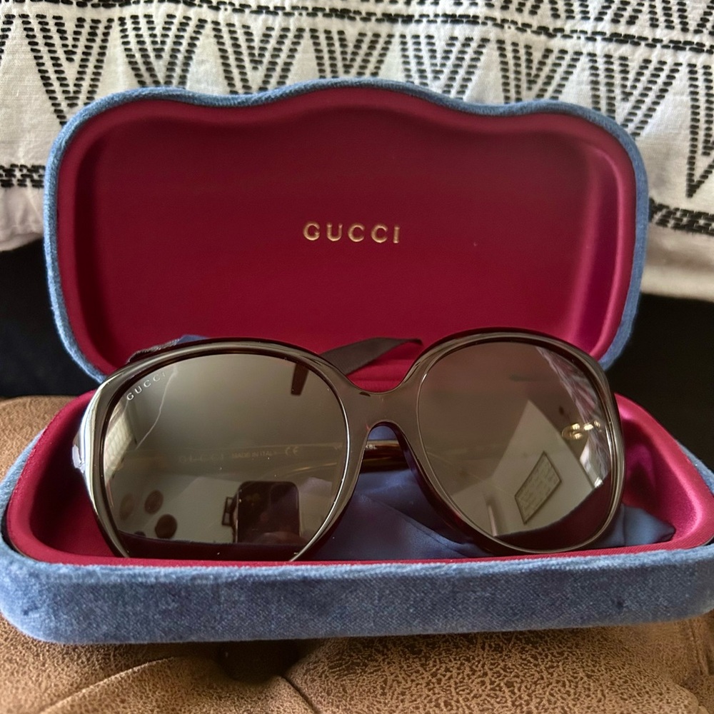Gucci sunglasses